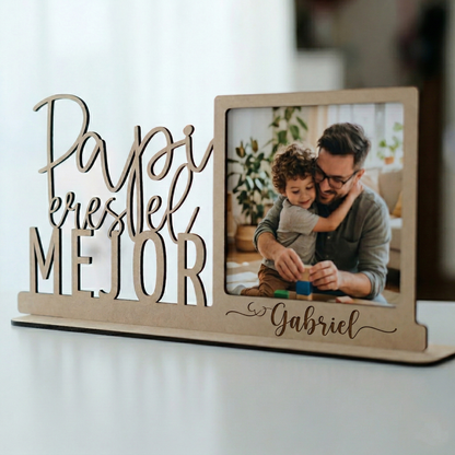 Pack Regalo Papá: Marco de Fotos de Madera "Papi eres el MEJOR" + Abridor Grabado